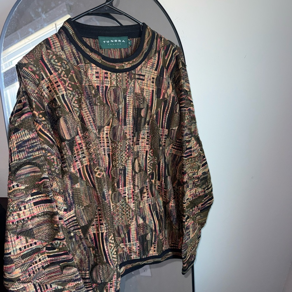 Tundra Coggi like Colorful Geometric Knit Sweater
